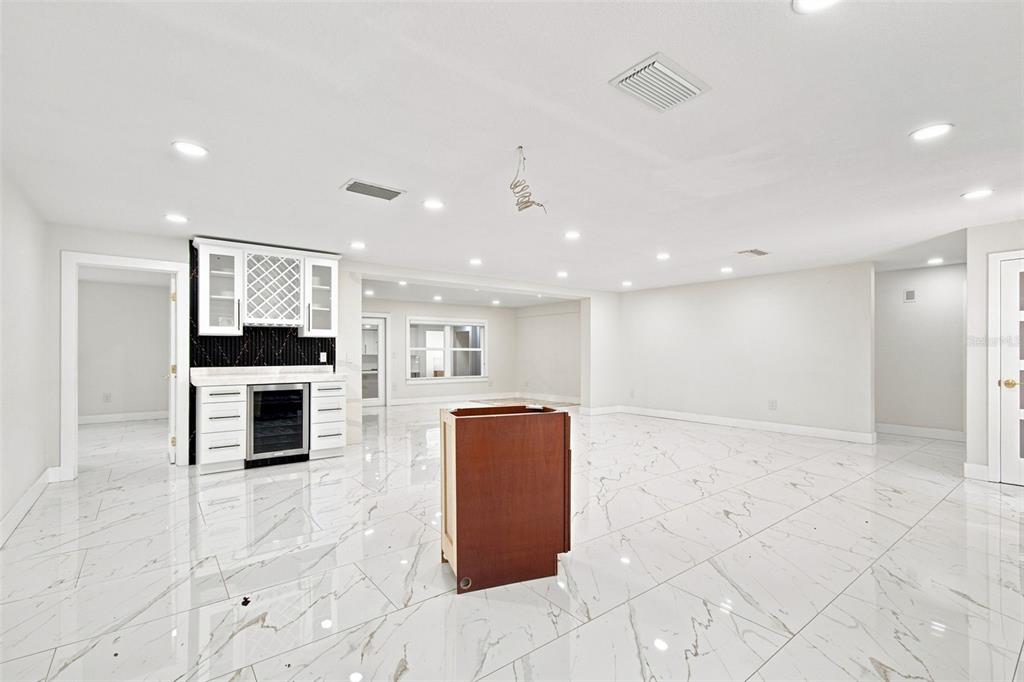 Property for sale at 6463 1ST AVENUE N, ST PETERSBURG, FL, 33710