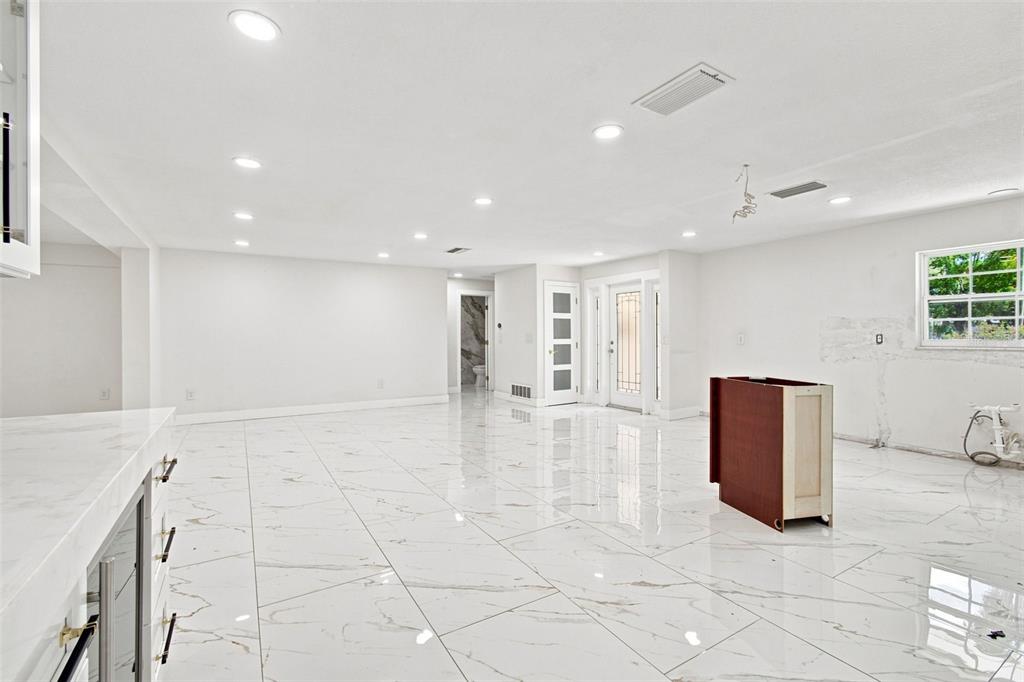 Property for sale at 6463 1ST AVENUE N, ST PETERSBURG, FL, 33710