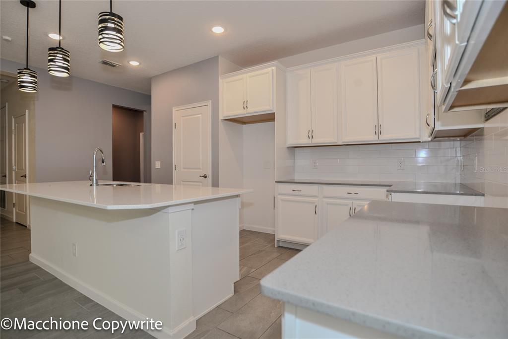 Property for sale at 640 FORTUNA DRIVE, DAVENPORT, FL, 33837