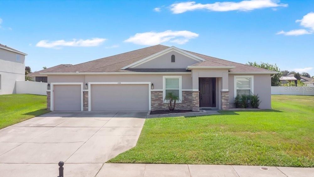 Property for sale at 1086 ROCK CREEK STREET, APOPKA, FL, 32712