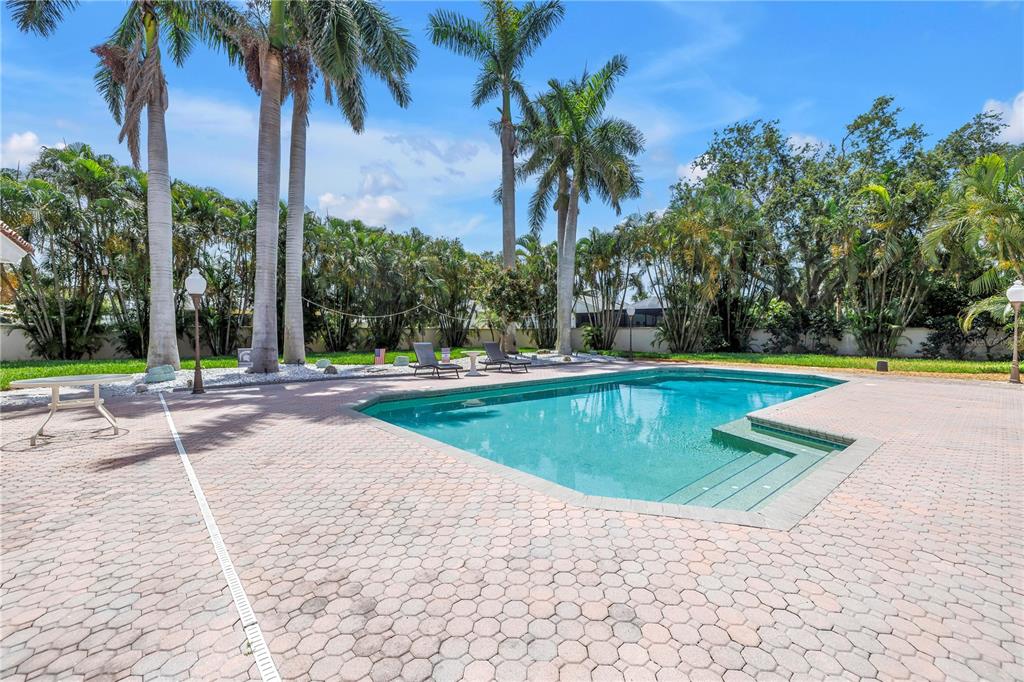 Property for sale at 4930 SANDPIPER LANE S, ST PETERSBURG, FL, 33711
