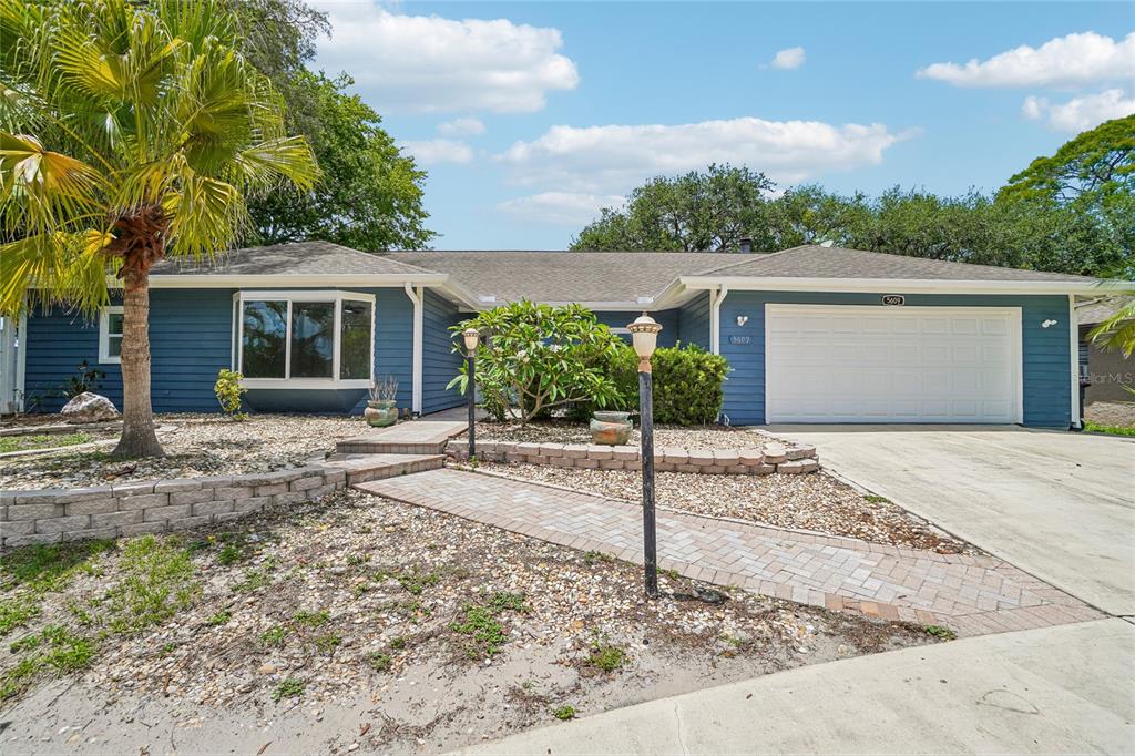 Property for sale at 5609 EXECUTIVE DRIVE, NEW PORT RICHEY, FL, 34652