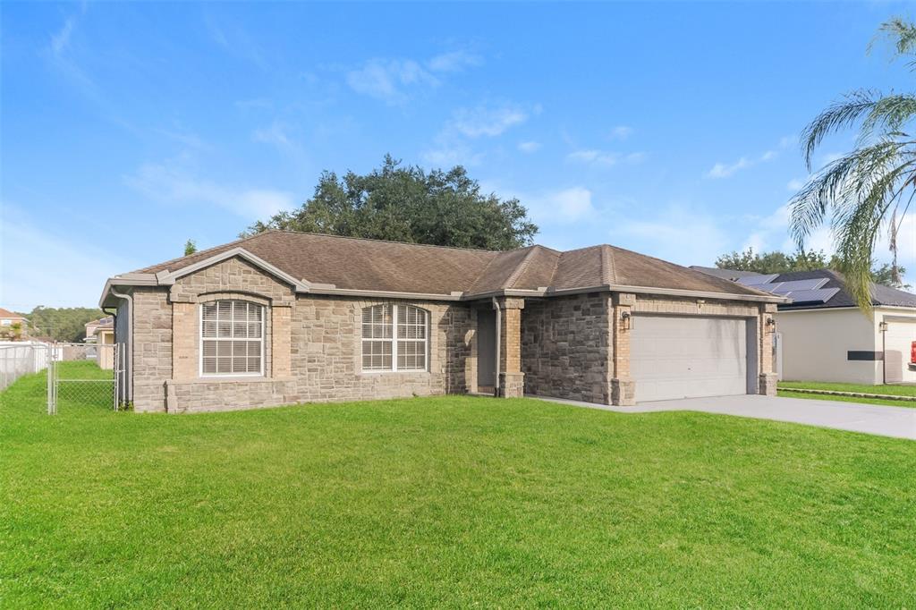 Property for sale at 611 BASINGSTOKE COURT, KISSIMMEE, FL, 34758