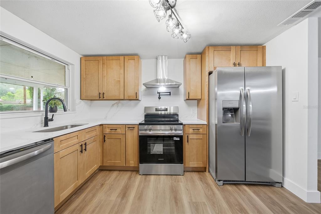 Property for sale at 3027 REDWOOD AVENUE, LAKELAND, FL, 33803
