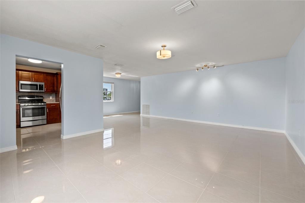 Property for sale at 5660 80TH STREET N UNIT A208, ST PETERSBURG, FL, 33709