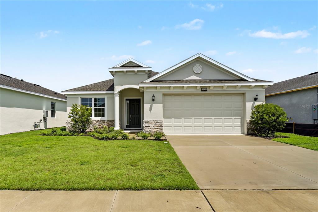 Property for sale at 3951 KENNEBUNK LOOP, MOUNT DORA, FL, 32757