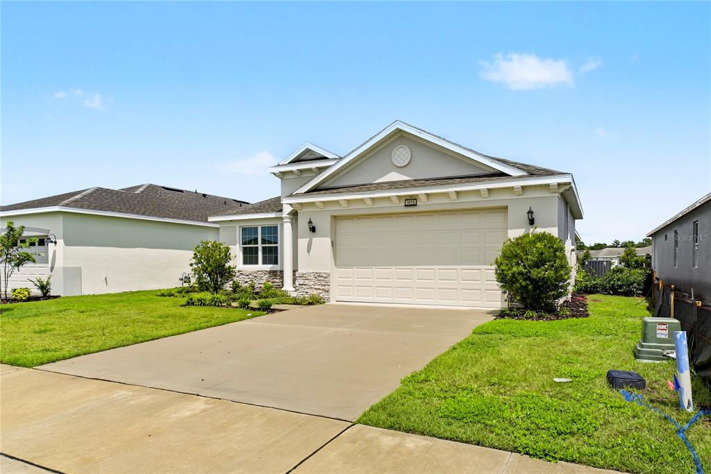 Property for sale at 3951 KENNEBUNK LOOP, MOUNT DORA, FL, 32757