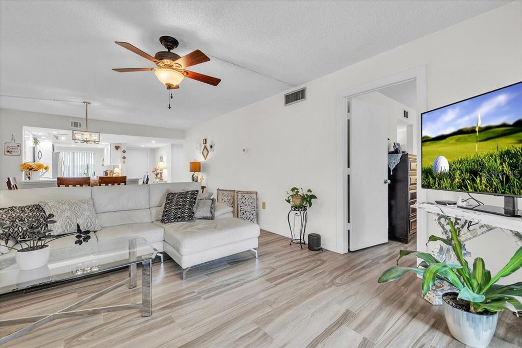 Property for sale at 5209 WEDGEWOOD LANE UNIT 17, SARASOTA, FL, 34235