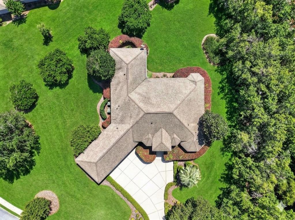 Property for sale at 6053 SPINNAKER LOOP, LADY LAKE, FL, 32159