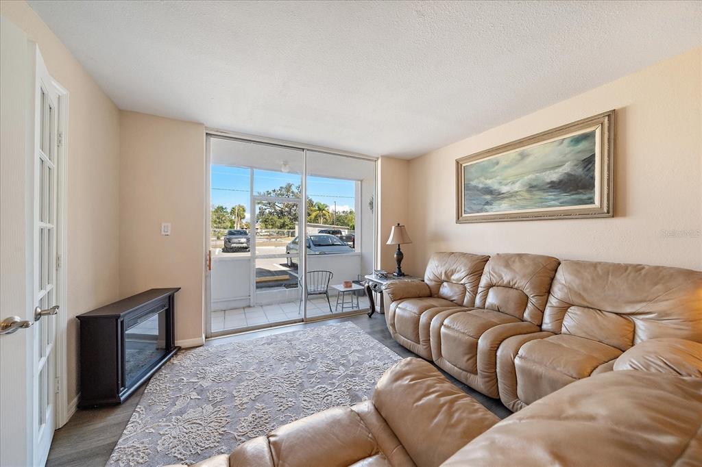 Property for sale at 519 ALBEE FARM ROAD UNIT 111, VENICE, FL, 34285