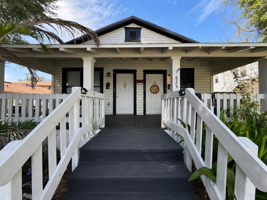 Property for sale at 625 AVENUE B SW, WINTER HAVEN, FL, 33880