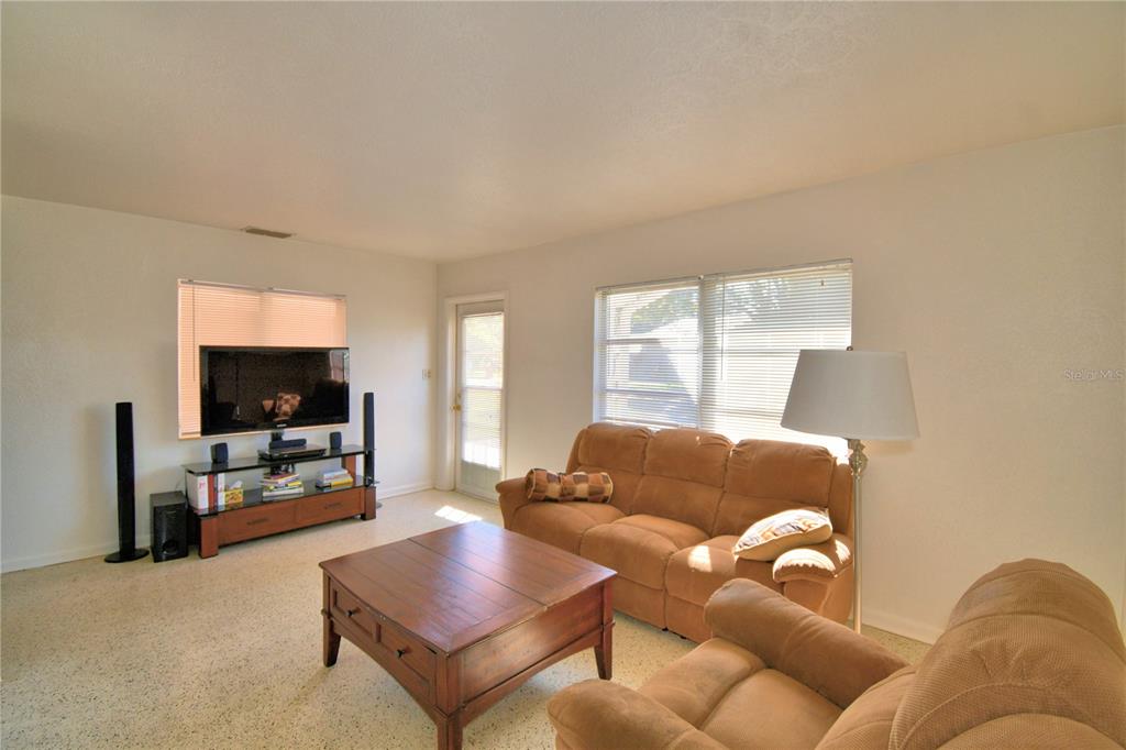 Property for sale at 105 MAXCY LANE, FROSTPROOF, FL, 33843