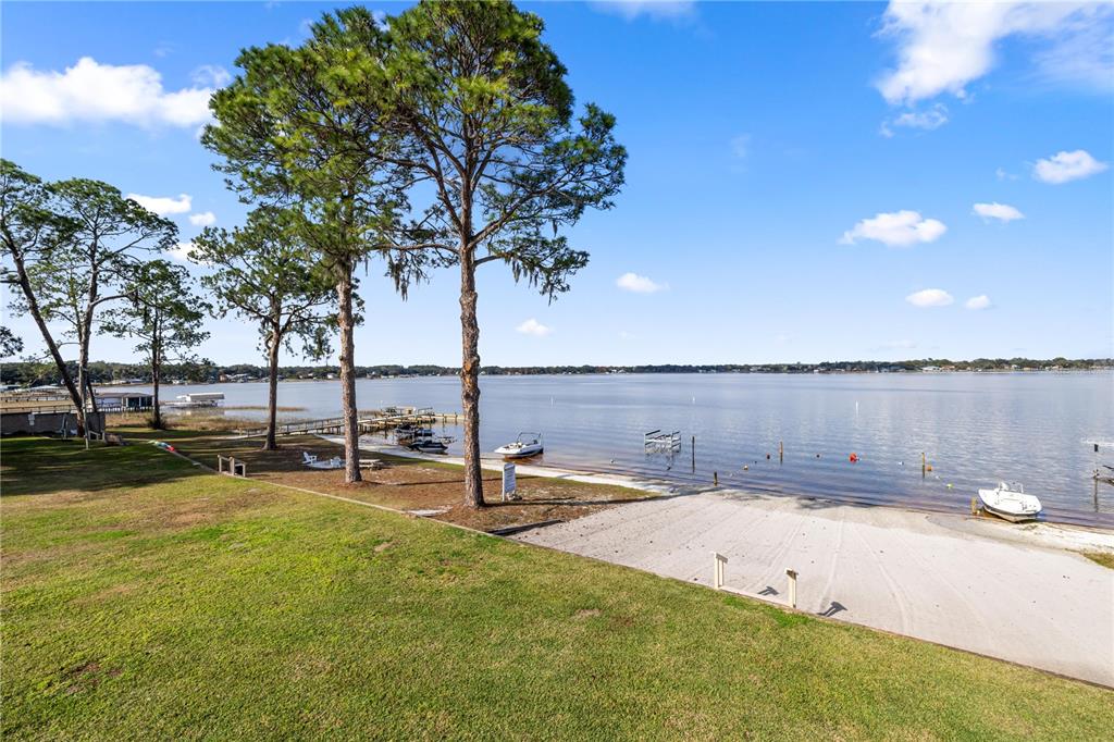 Property for sale at 11001 SE SUNSET HARBOR ROAD UNIT B14, SUMMERFIELD, FL, 34491