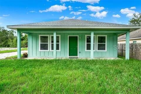 Property for sale at 40091 OAKRIDGE DRIVE, LADY LAKE, FL, 32159