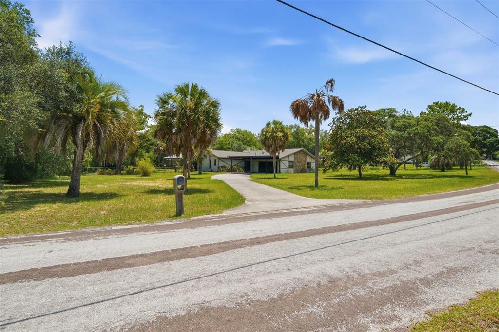 Property for sale at 385 N CORNISH POINT, LECANTO, FL, 34461
