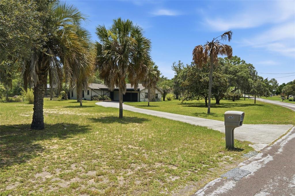 Property for sale at 385 N CORNISH POINT, LECANTO, FL, 34461