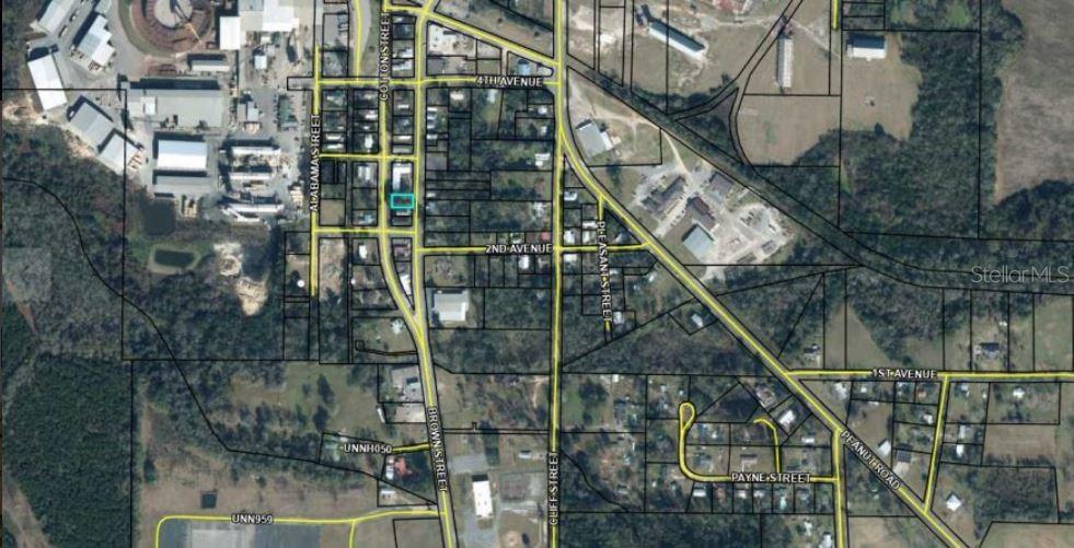 Property for sale at 5279 BROWN STREET, GRACEVILLE, FL, 32440