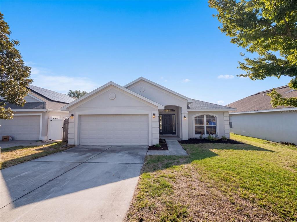 Property for sale at 1229 LONGVILLE CIRCLE, TAVARES, FL, 32778