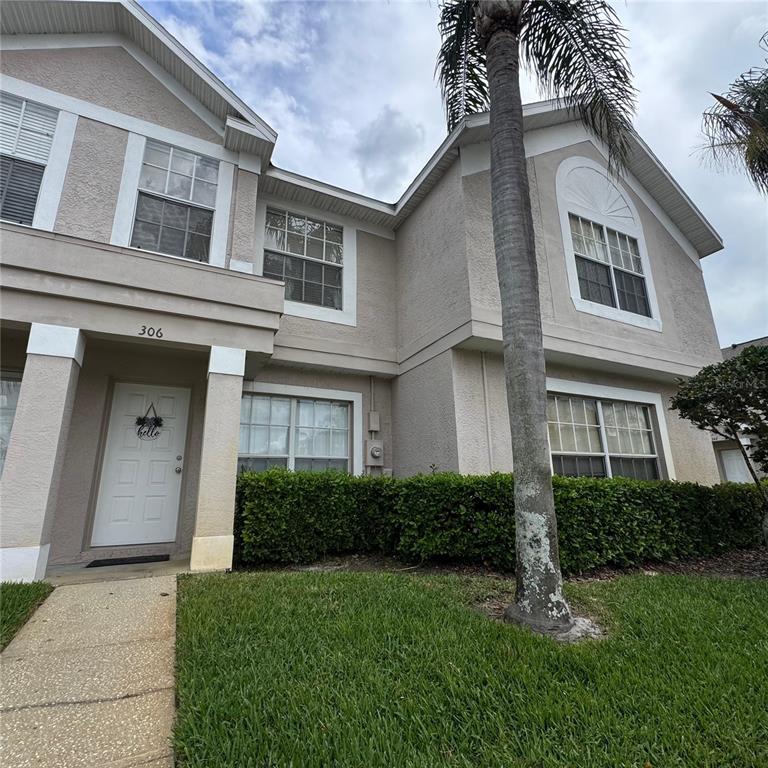 Property for sale at 306 KENSINGTON LAKE CIRCLE, BRANDON, FL, 33511