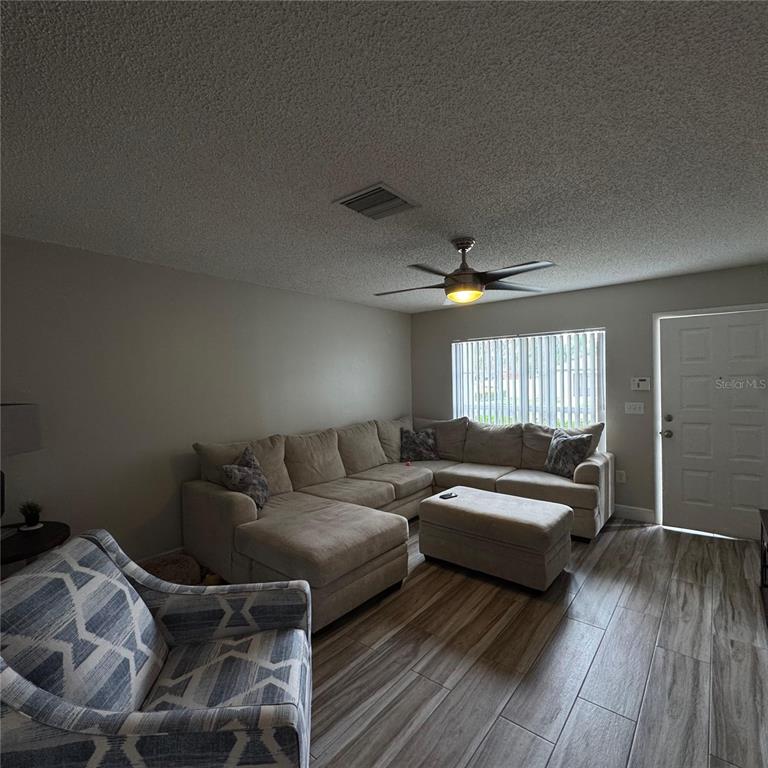 Property for sale at 306 KENSINGTON LAKE CIRCLE, BRANDON, FL, 33511