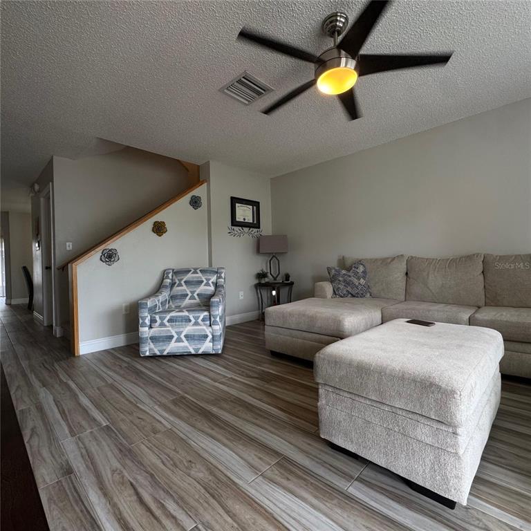 Property for sale at 306 KENSINGTON LAKE CIRCLE, BRANDON, FL, 33511