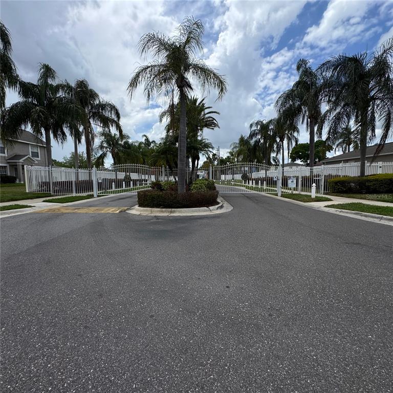 Property for sale at 306 KENSINGTON LAKE CIRCLE, BRANDON, FL, 33511