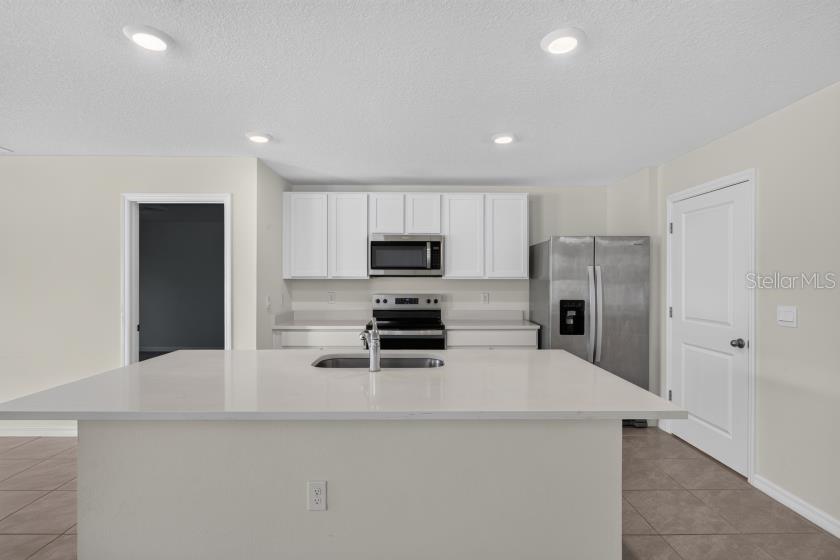 Property for sale at 16953 NW 176TH WAY, ALACHUA, FL, 32615