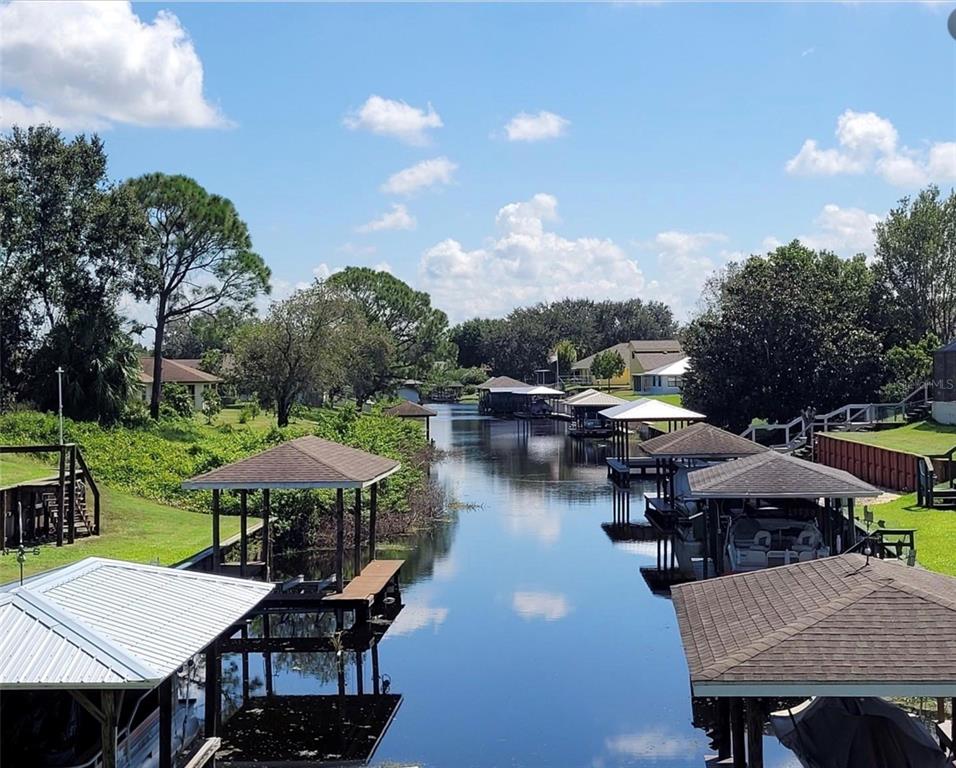 Property for sale at 148 BOUGAINVILLEA STREET NE, LAKE PLACID, FL, 33852