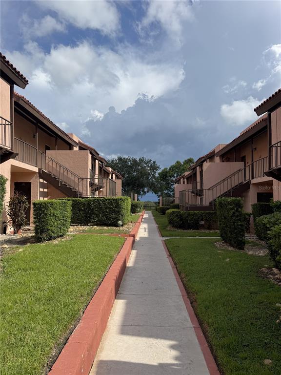 Property for sale at 227 LA CASA UNIT 227, LAKE WALES, FL, 33898