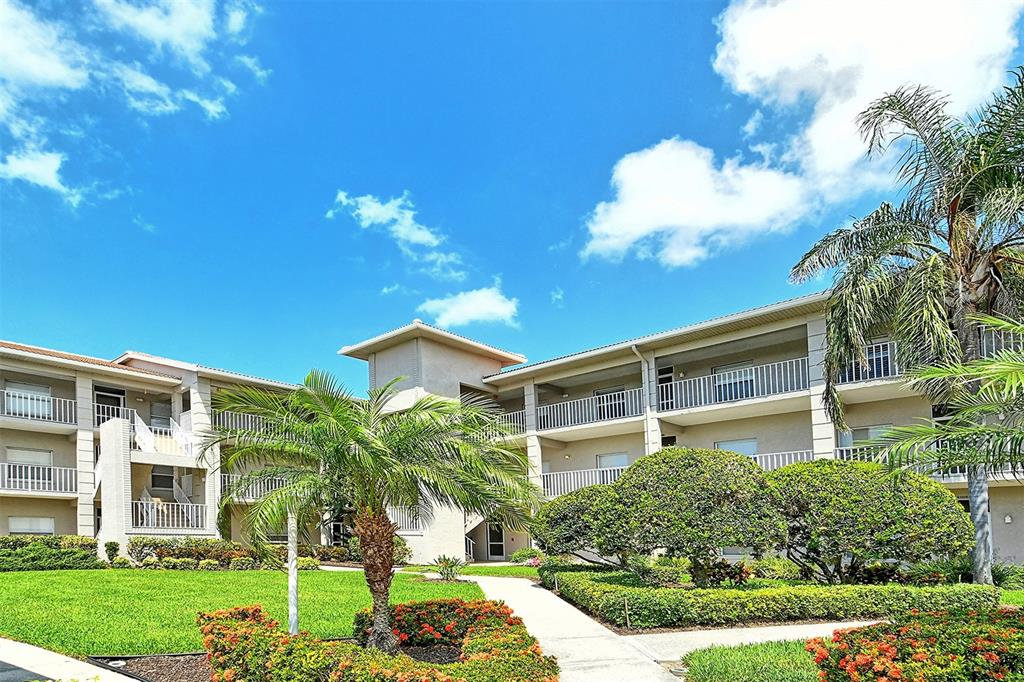 Property for sale at 9610 CLUB SOUTH CIRCLE UNIT 4302, SARASOTA, FL, 34238