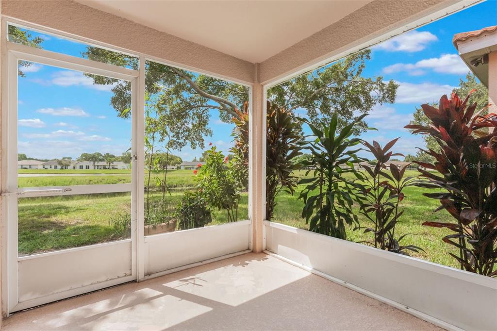 Screened/Covered Patio