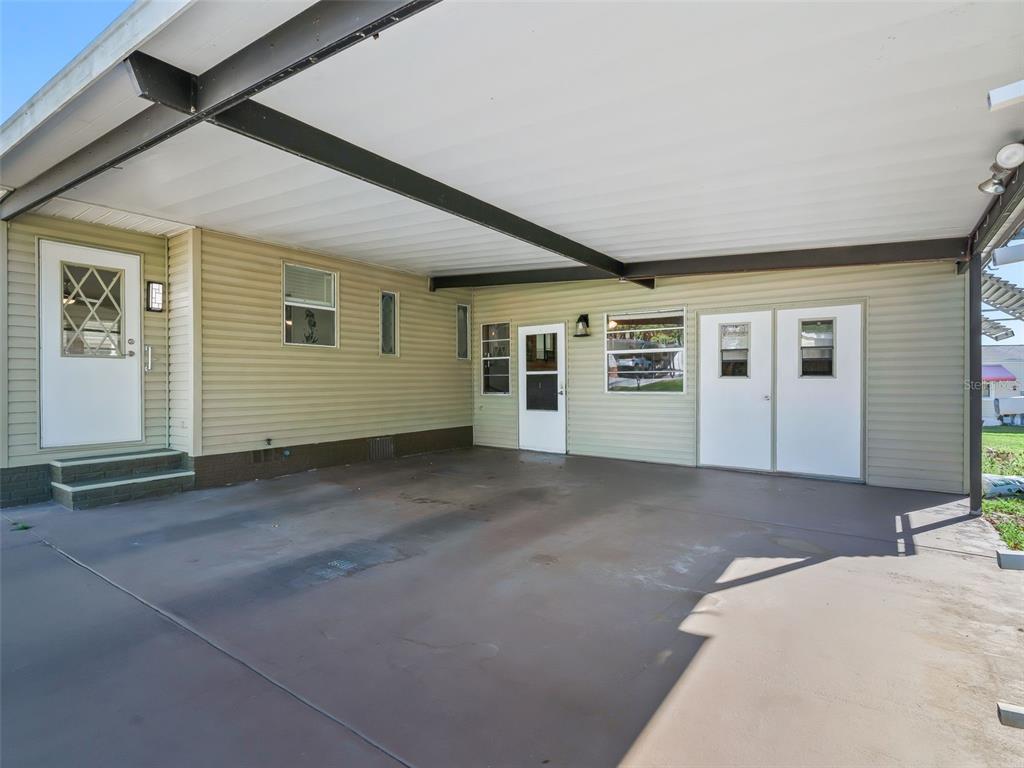 Property for sale at 1514 HILLCREST DRIVE, LADY LAKE, FL, 32159