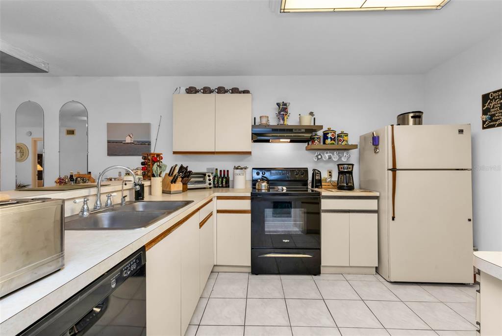Property for sale at 175 KINGS HIGHWAY UNIT 626, PUNTA GORDA, FL, 33983