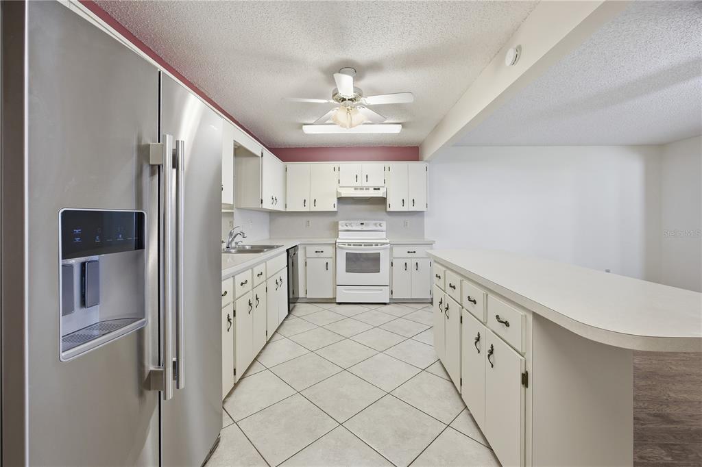 Property for sale at 8666 SW 92ND LANE UNIT F, OCALA, FL, 34481