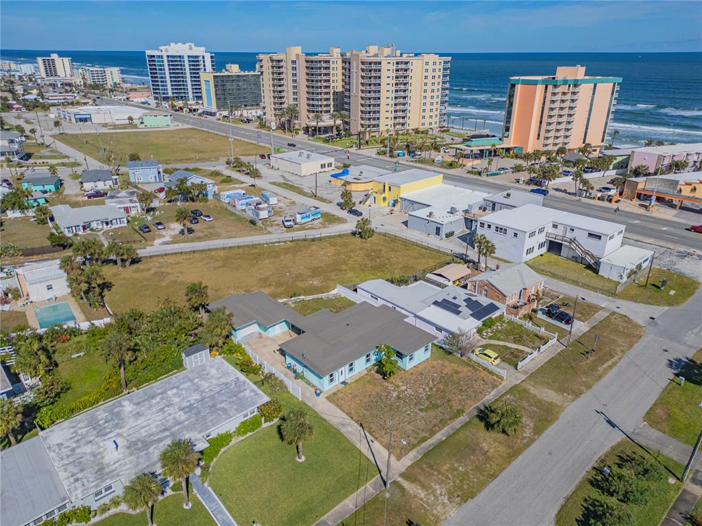 Property for sale at 135 PARK AVENUE, DAYTONA BEACH, FL, 32118