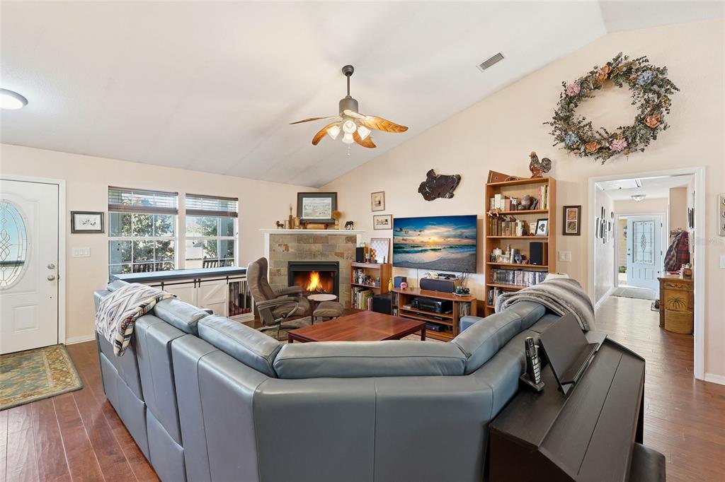Property for sale at 27471 NW 173RD TERRACE, ALACHUA, FL, 32615