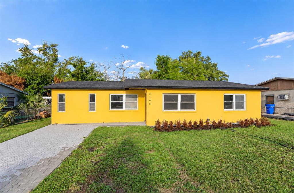 Property for sale at 2105 9TH STREET NE, WINTER HAVEN, FL, 33881