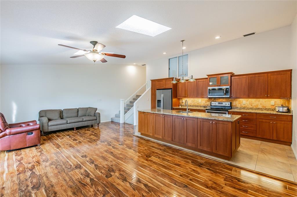 Property for sale at 6435 92ND PLACE UNIT 904, PINELLAS PARK, FL, 33782