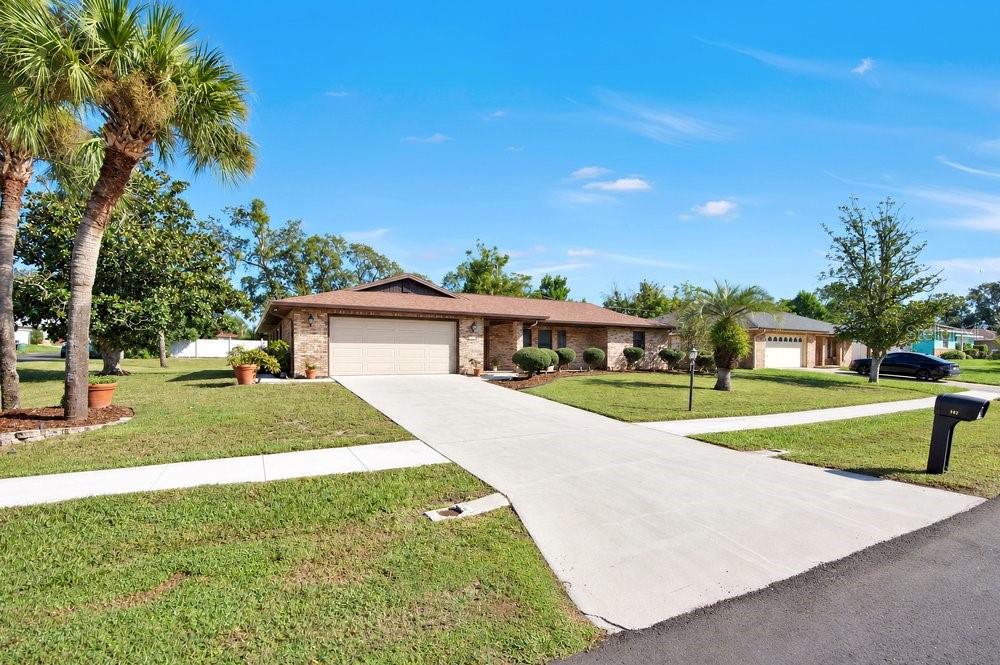 Property for sale at 902 VICKSBURG STREET STREET, DELTONA, FL, 32725
