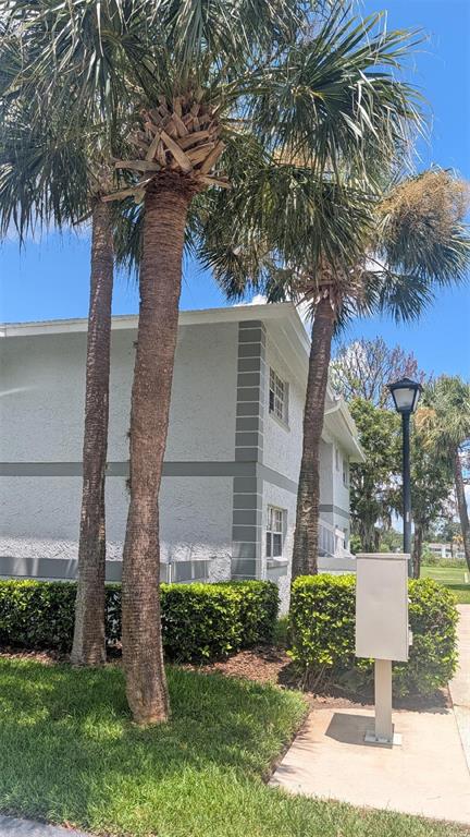 Property for sale at 458 FAIRWAYS CIRCLE UNIT C201, OCALA, FL, 34472