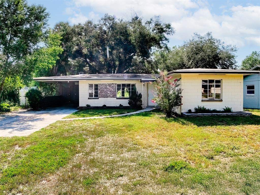 Property for sale at 404 LOUIS STREET, LEESBURG, FL, 34748