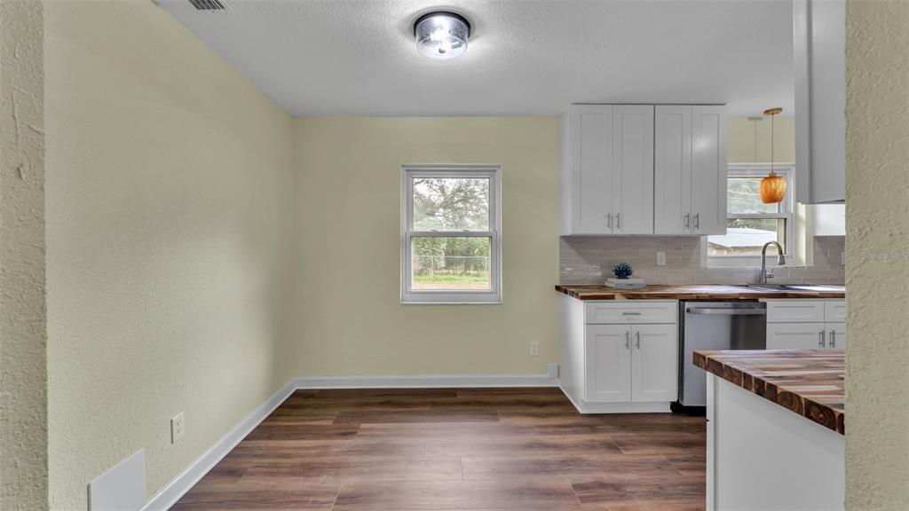 Property for sale at 6000 CREWS LAKE ROAD, LAKELAND, FL, 33812