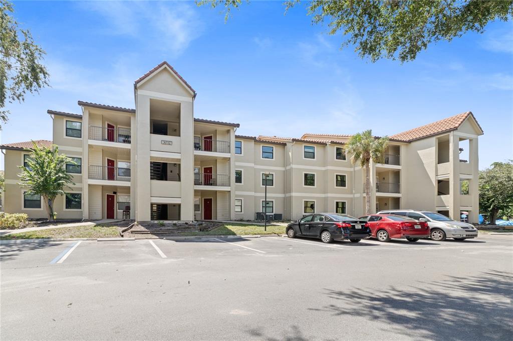 Property for sale at 3032 PARKWAY BOULEVARD UNIT 208, KISSIMMEE, FL, 34747