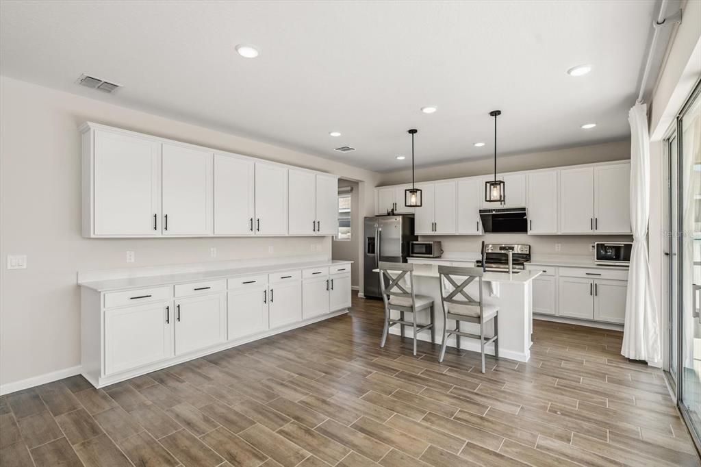 Property for sale at 3657 SUBLETT LOOP, TAVARES, FL, 32778