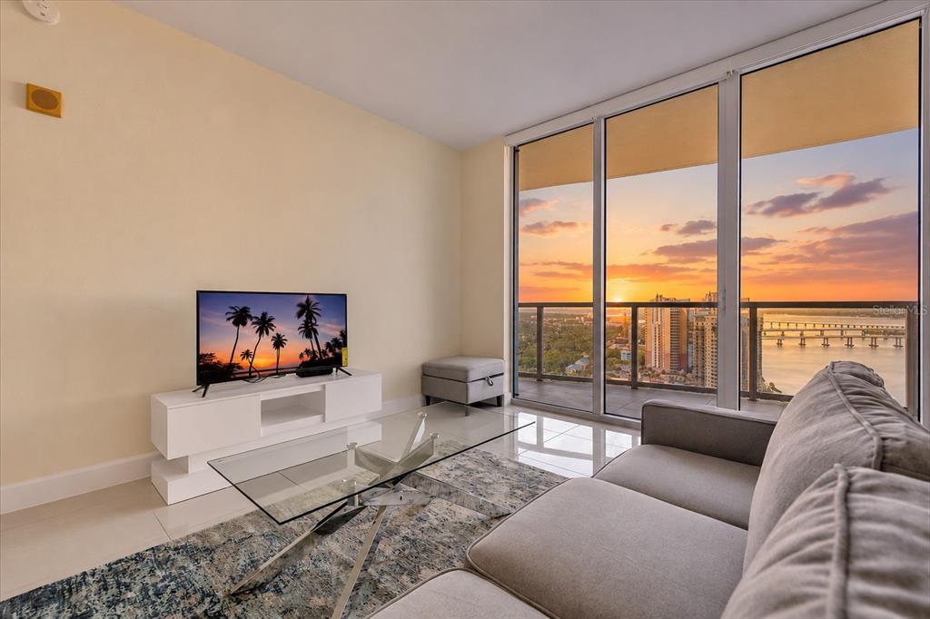 Property for sale at 3000 OASIS GRAND BOULEVARD UNIT 2802, FORT MYERS, FL, 33916