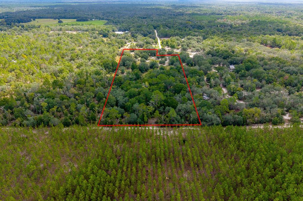 Property for sale at 220 NE 108TH LANE, BRANFORD, FL, 32008