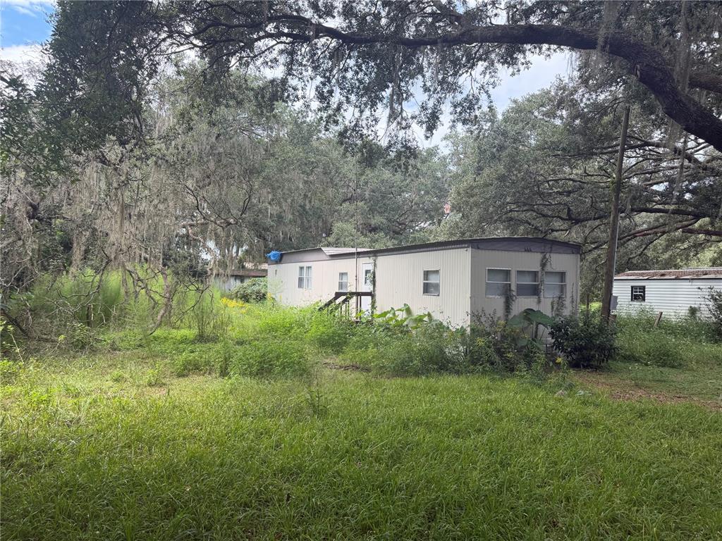 Property for sale at 204 JOHNTRY ROAD, HAWTHORNE, FL, 32640
