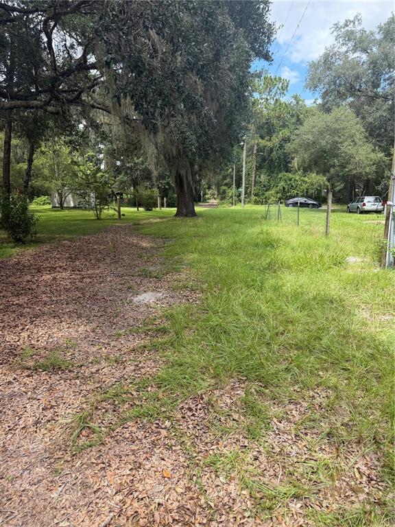 Property for sale at 204 JOHNTRY ROAD, HAWTHORNE, FL, 32640
