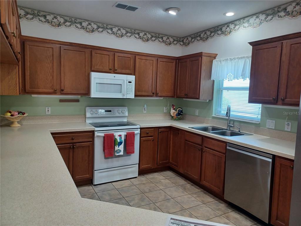Property for sale at 19199 SW 92ND LOOP, DUNNELLON, FL, 34432