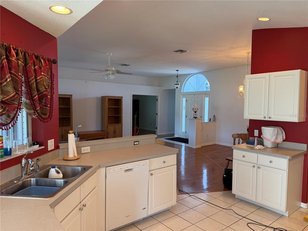 Property for sale at 546 TROUT LANE, OLDSMAR, FL, 34677